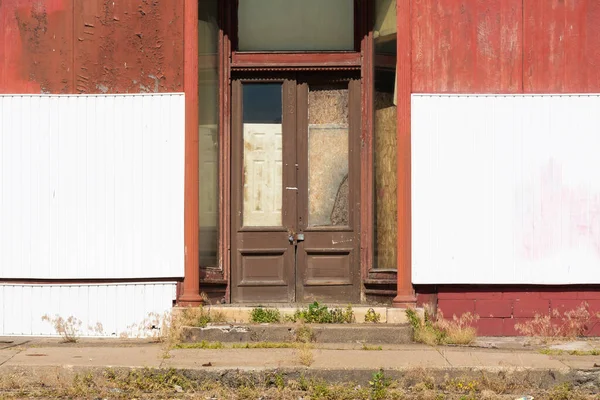 Porte Chiuse Vecchio Edificio Commerciale Una Piccola Città Iowa — Foto Stock