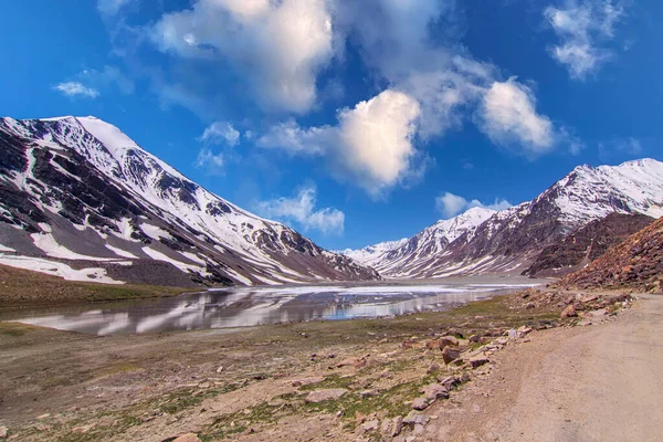 Άποψη Του Suraj Tal Από Απόσταση Leh Manali Highway Ladakh — Φωτογραφία Αρχείου