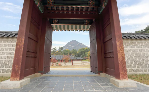 Pałac gyeongbokgung — Zdjęcie stockowe