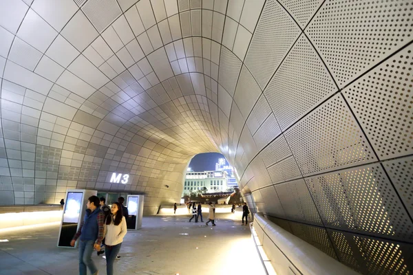 Dongdaemun piazza del design — Foto Stock