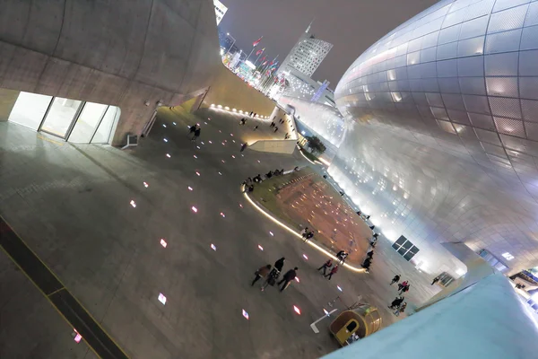 Dongdaemun Design Plaza — Fotografie, imagine de stoc
