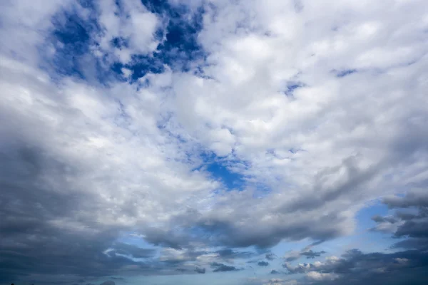 Gewitterwolken — Stockfoto