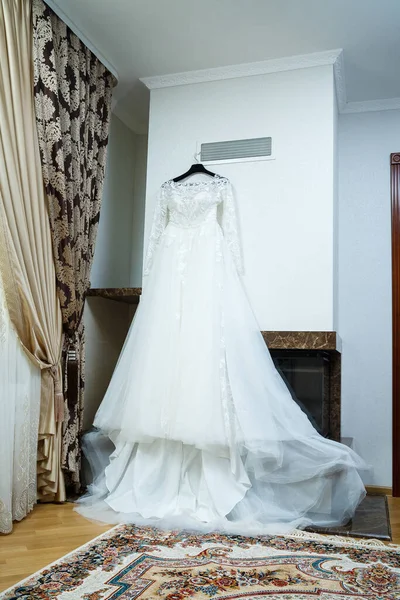 Hermoso Vestido Para Novia —  Fotos de Stock