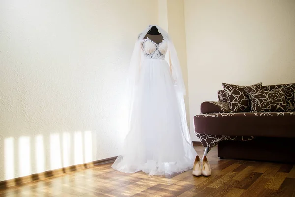 Hermoso Vestido Para Novia —  Fotos de Stock