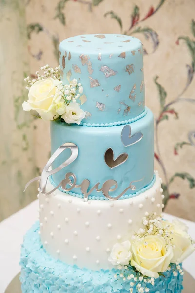 Piękny Tort Weselny Dniu Ślubu Dla Nowożeńców — Zdjęcie stockowe