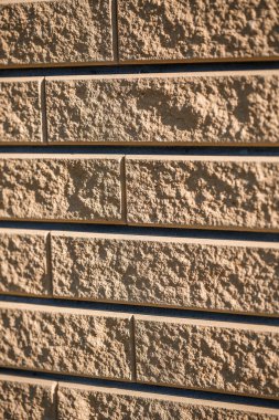 Kahverengi tuğla. Tuğla dokusu, yapı malzemesi, tamir sırasında düz tuğla döşeme.