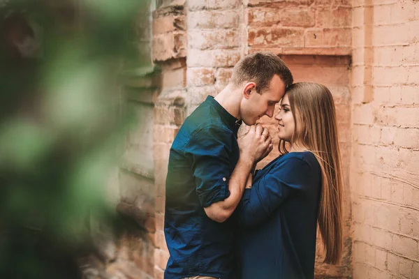 Portrait Emotional Young Couple Hugging Each Other Tightly Boyfriend Girlfriend — Stock Photo, Image