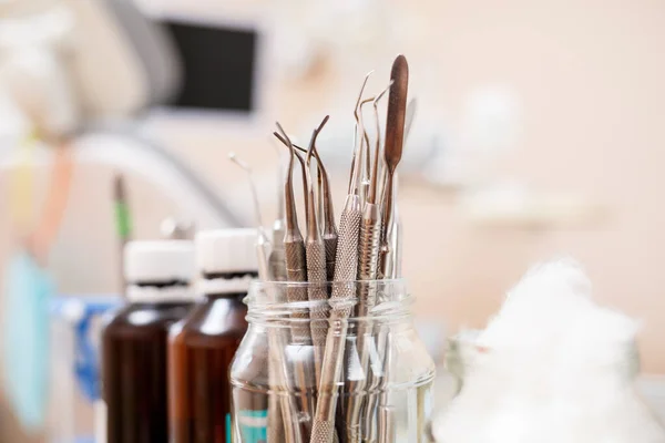 Tandheelkundige Instrumenten Medische Tafel Laboratorium Instrument Voor Tandheelkundige Behandeling Kantoor — Stockfoto