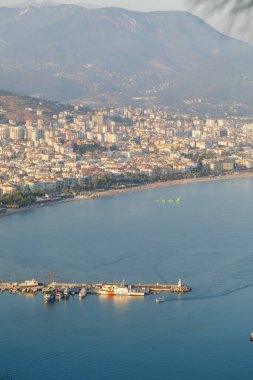 Türkiye 'nin güzel turistik kenti, deniz manzaralı Alanya