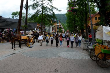 Zakopane Polonya Krupowki sokak