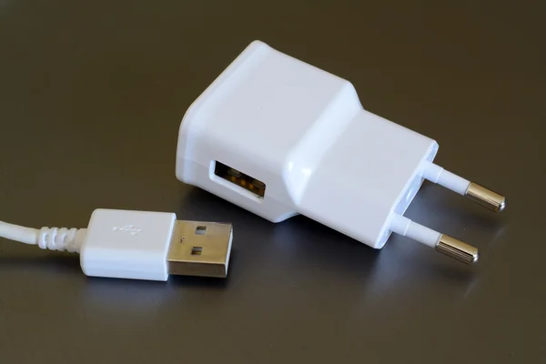 Enchufes eléctricos y USB —  Fotos de Stock