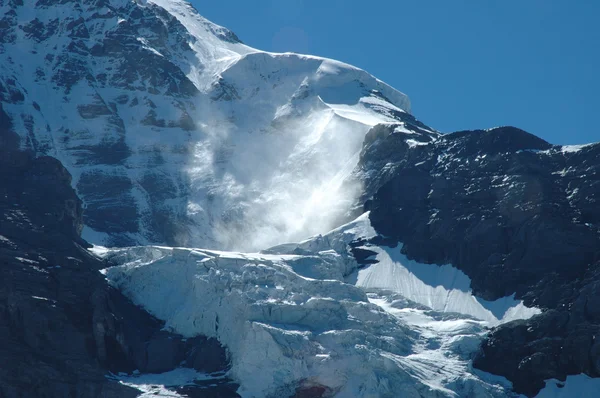 Glaciären i närheten Jungfraujoch pass i Alperna i Schweiz — Stockfoto