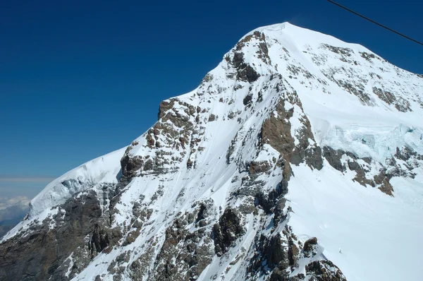 Pico monje en los Alpes en Suiza — Foto de Stock