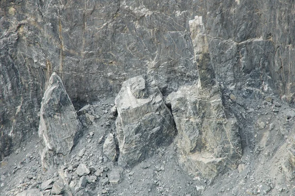 Roca colapsada cerca de Grindelwald en Suiza — Foto de Stock