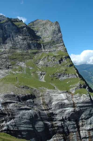 Cerca de Arched mountain side Grindelwald en Suiza — Foto de Stock