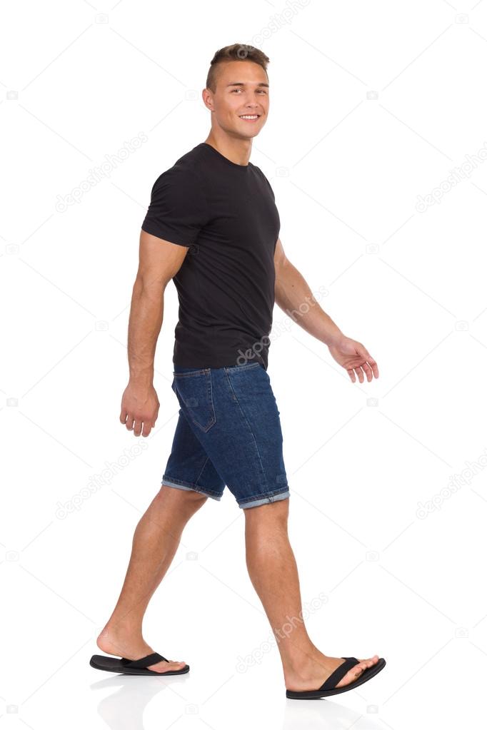 walking with flip flops