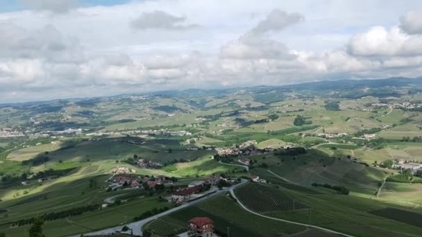 Piedmont Taki Langhe Bölgesinin Manzarası — Stok video