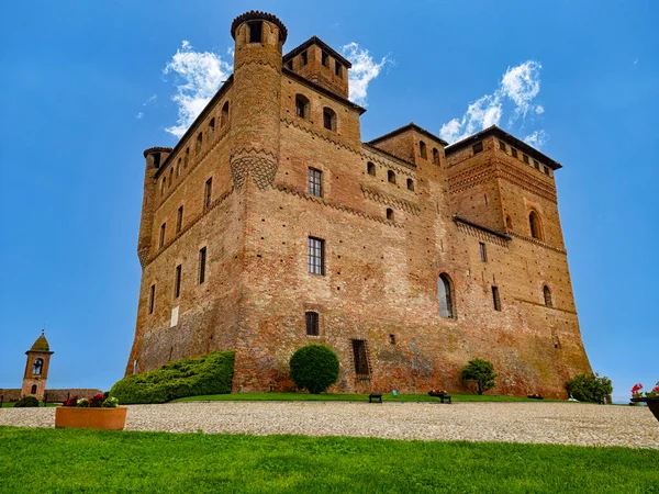 Castillo Grinzane Cavour Piamonte — Foto de Stock