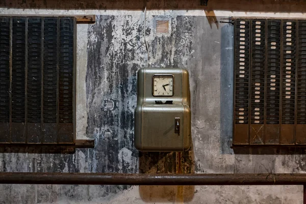 Cogne madeninde çalışan yoklama saati.