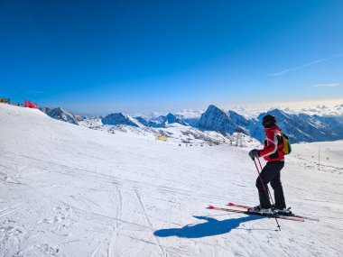 Dufourspitze Alplerinde kayak yamacı