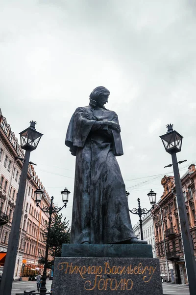 Sankt Petersburg Ryssland Augusti 2020 Monument Över Den Ryske Författaren — Stockfoto