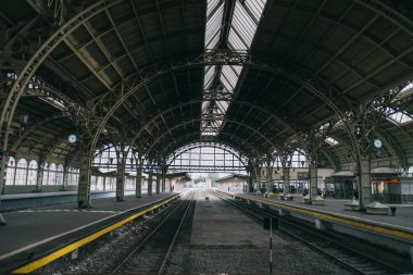 Saint Petersburg ve Rusya 'daki en eski tren istasyonu..