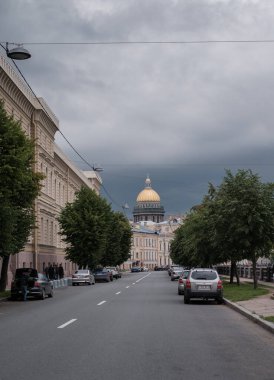 Bolshaya Morskaya Caddesi 'ndeki St. Isaacs Katedrali..