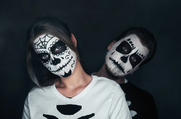 Halloween couple affectueux — Photo