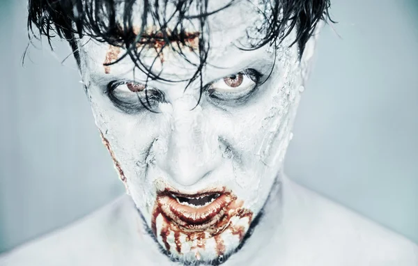 Zombie-Mann im Blut — Stockfoto