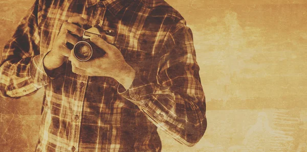 Mann mit Fotokamera — Stockfoto