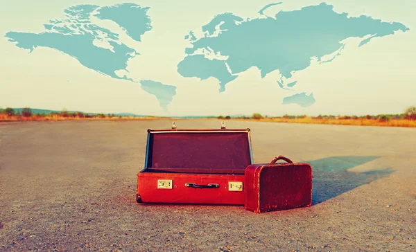 Vintage suitcases outdoor — Stock Photo, Image