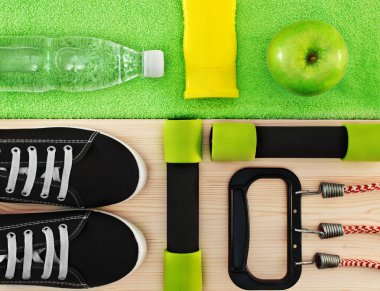 Fitness dersleri için aksesuarlar.