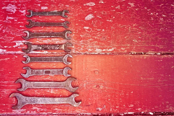 Old wrenches on the floor — Stock Photo, Image