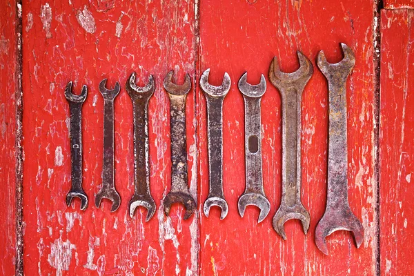 Wrenches on the floor stained — Stock Photo, Image