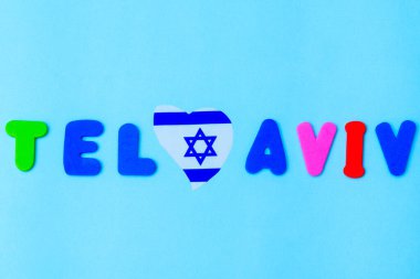 Metin - İsrail Magen David Star bayraklı Tel Aviv mavi arkaplanda ısı.