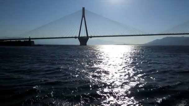 Langs de brug 1 — Stockvideo