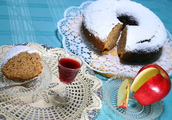 Torta di mele con liquore fatto in casa per un piacere 2 — Foto Stock