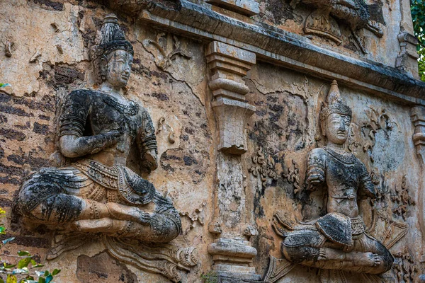 Velhos Padrões Antigos Estuque Estuque Buda Figuras Anjo Exterior Maha — Fotografia de Stock