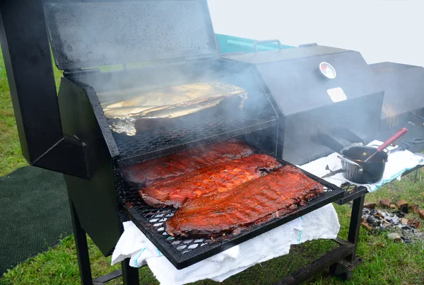 Leckere Grill-Rippchen — Stockfoto