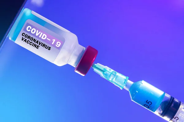 Коронавирусная Вакцинация Коронавирусом Помощью Пробирки Вакциной Инструмента Инъекции Шприца Вакцинации — стоковое фото
