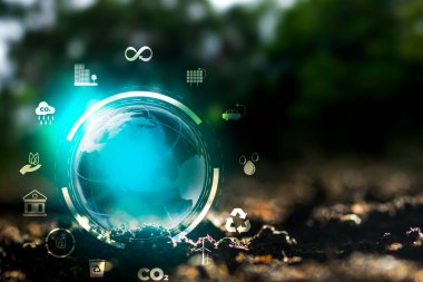 Yenilenebilir enerji konsepti Dünya Günü veya çevre koruma Elleri toprakta yetişen ormanları korur ve dünyayı kurtarmaya yardım eder.