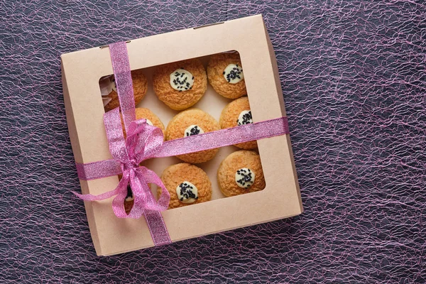 Dessert Gift French Choux Cakes Shu Delicious Sweets Gift Box — Stock Photo, Image