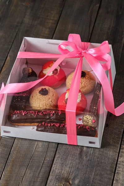 Custard Cakes Gift Box Assorted Custard Shu — Stock Photo, Image