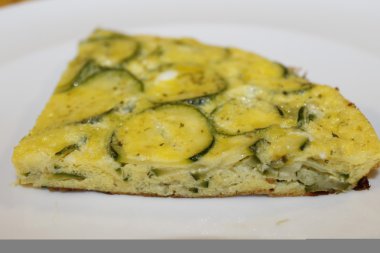  omlet peynir ve kabak ile