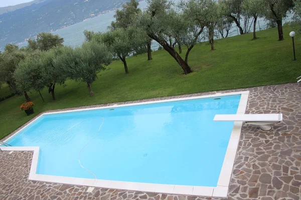 Outdoor Swimming Pool Diving Board — Stock Photo, Image