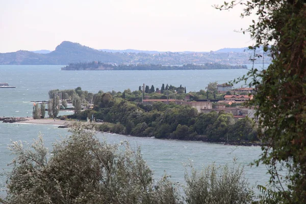 Landschap Van Garda Meer Noord Italië — Stockfoto