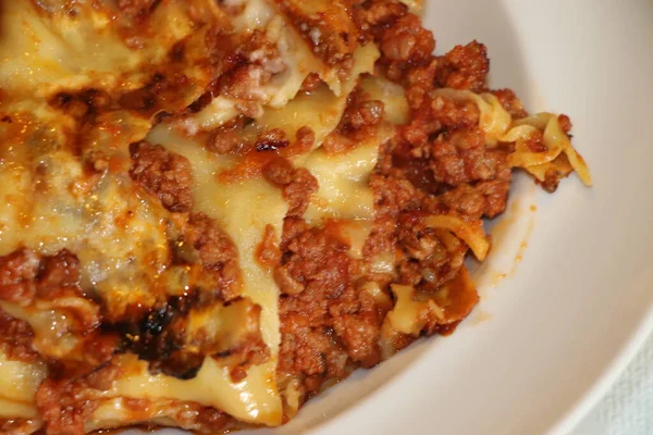 Italiaanse Lasagne Met Worst Saus Gehakt Vlees — Stockfoto