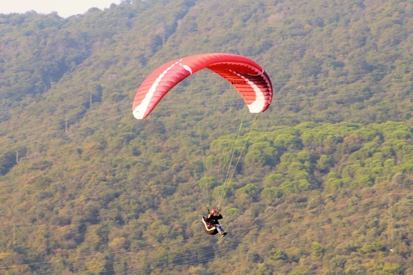 Paraglider — Stockfoto