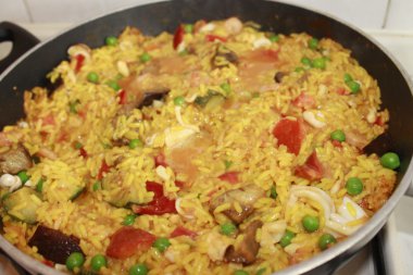 Paella.