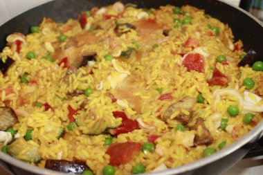 Paella.